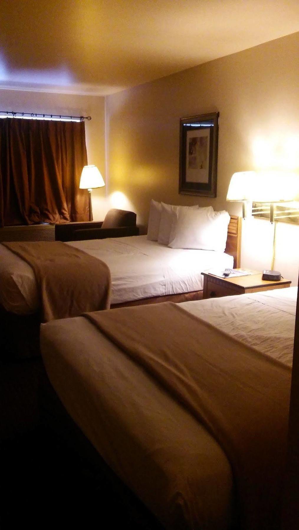 Malibu Inn Lake Delton Экстерьер фото